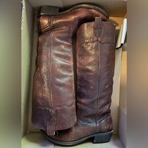 Frye Carson Lug Riding Boots. Dark Brown
